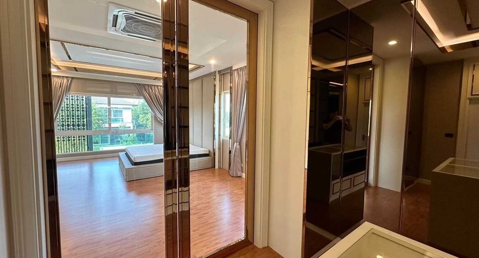 À vendre et à louer 3 chambres maison à Thawi Watthana, Bangkok