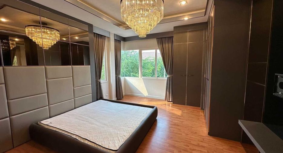 À vendre et à louer 3 chambres maison à Thawi Watthana, Bangkok