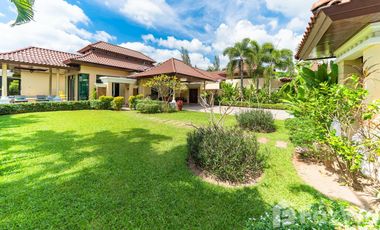 For sale and for rent 4 bedrooms villa in Thalang, Phuket