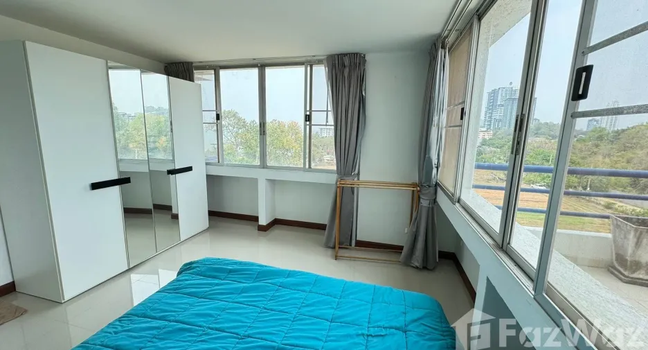 For sale and for rent 2 bedrooms condo in Si Racha, Chonburi