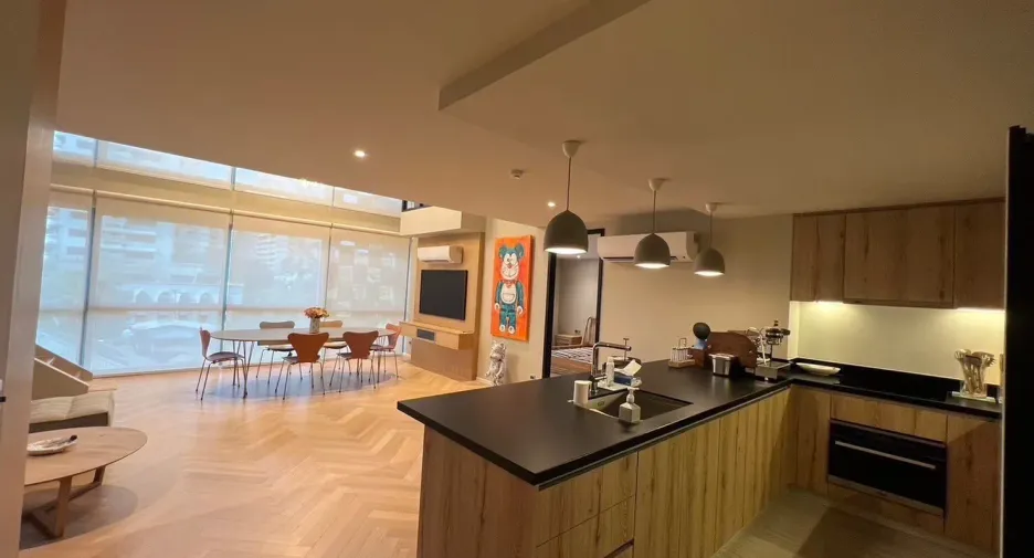 For sale 4 bedrooms condo in Watthana, Bangkok