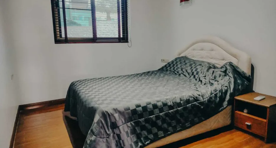 For rent 3 bedrooms townhouse in Kathu, Phuket