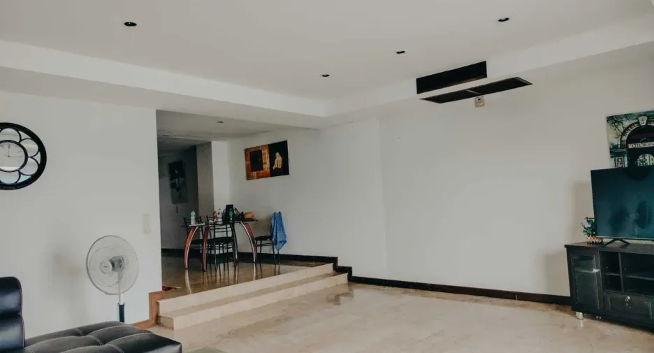 For rent 3 bedrooms townhouse in Kathu, Phuket