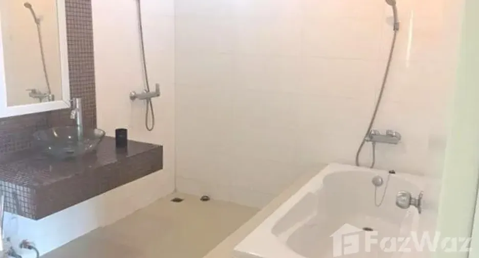 For rent 2 bedrooms condo in Bang Lamung, Chonburi