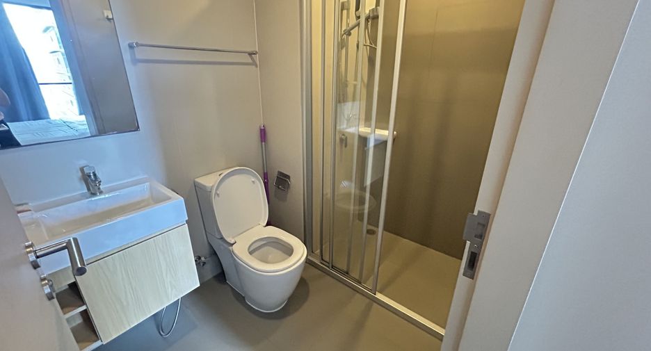 For sale and for rent 1 bed condo in Watthana, Bangkok