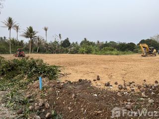 Grundstück zum Kauf in Pran Buri, Prachuap Khiri Khan