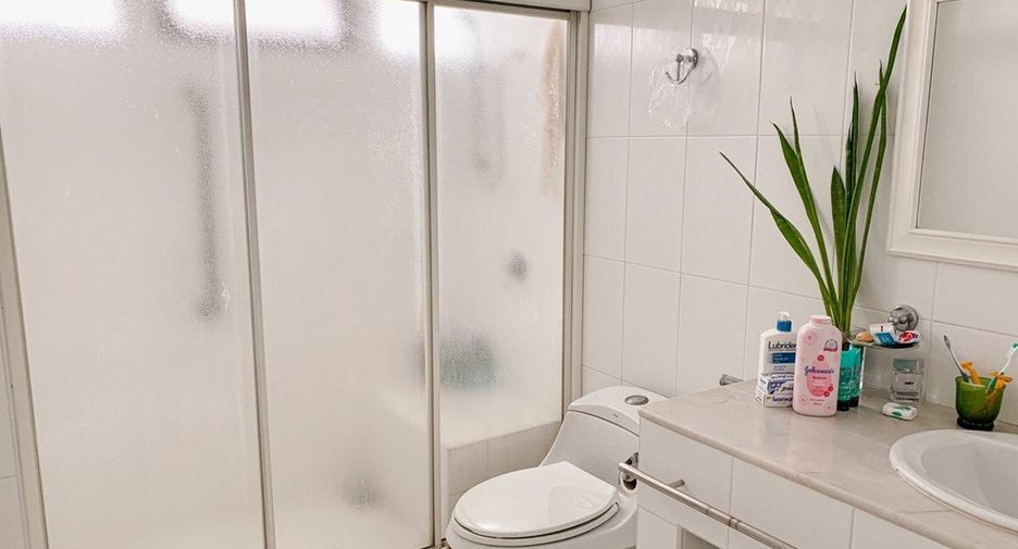 Casa en venta de 5 habitaciones en Bang Lamung, Chonburi