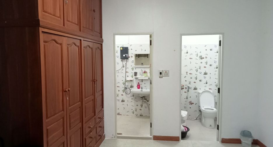 For sale 3 bedrooms house in Mueang Nong Khai, Nong Khai
