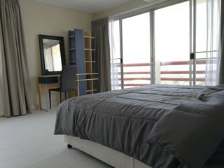 À vendre 2 chambres condo à Khlong San, Bangkok