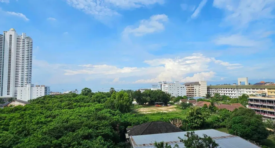 For sale studio condo in Jomtien, Pattaya