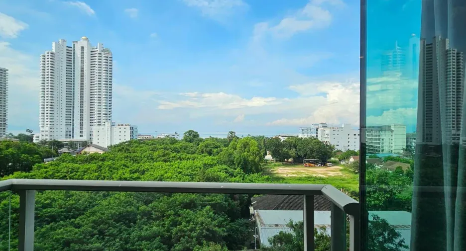 For sale studio condo in Jomtien, Pattaya