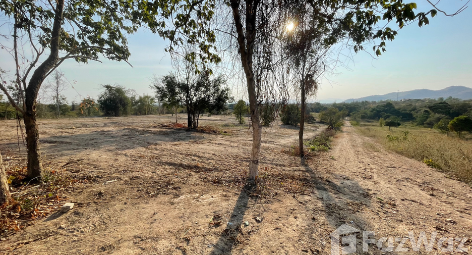 Terreno en venta en Hua Hin, Prachuap Khiri Khan
