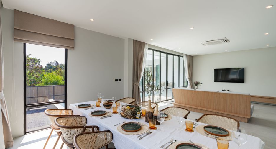 For sale and for rent 4 bedrooms villa in Mueang Phuket, Phuket