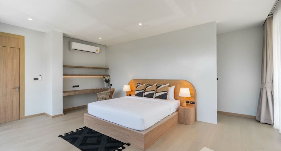 For sale and for rent 4 bedrooms villa in Mueang Phuket, Phuket
