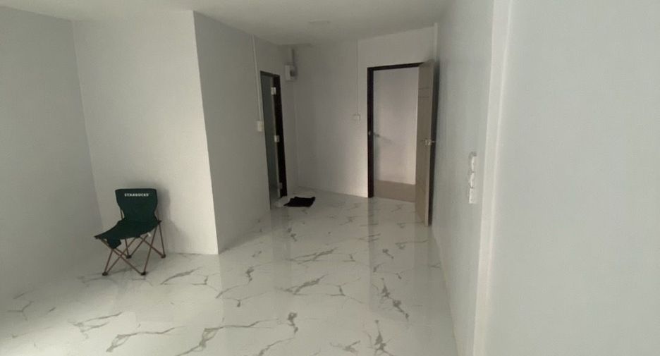 For sale 2 bedrooms retail Space in Samphanthawong, Bangkok