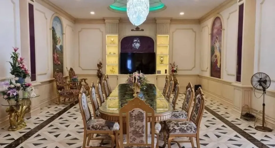 Casa en venta de 10 habitaciones en Bang Bon, Bangkok