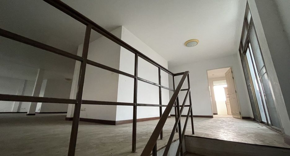 Продажа и аренда 6 спальни таунхаус в Банг Суе, Бангкок