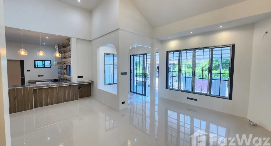 À vendre et à louer 3 chambres maison à Mueang Rayong, Rayong