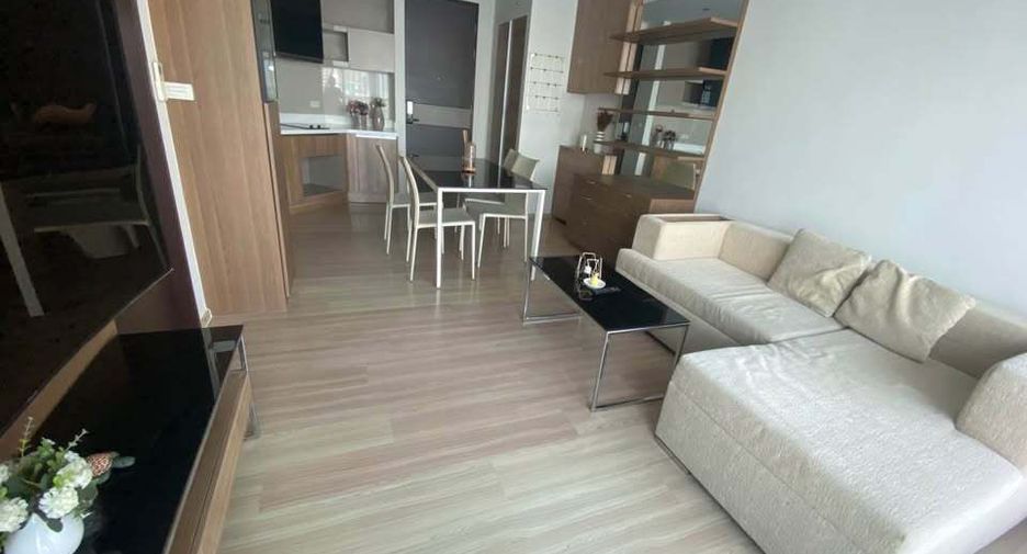 For sale 1 bed condo in Sathon, Bangkok