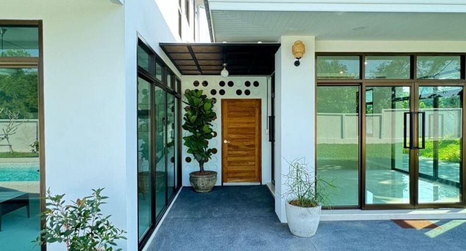 Villa en venta de 3 habitaciones en Sattahip, Chonburi