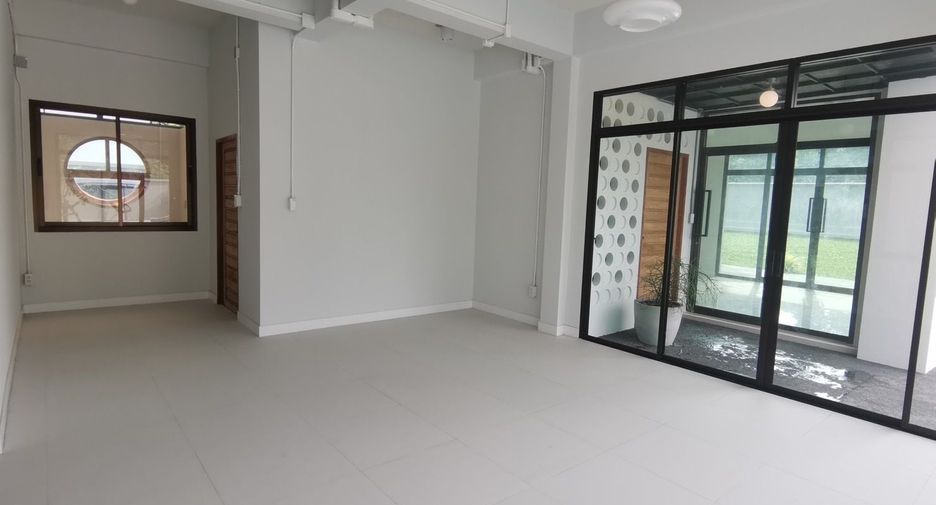 Villa en venta de 3 habitaciones en Sattahip, Chonburi