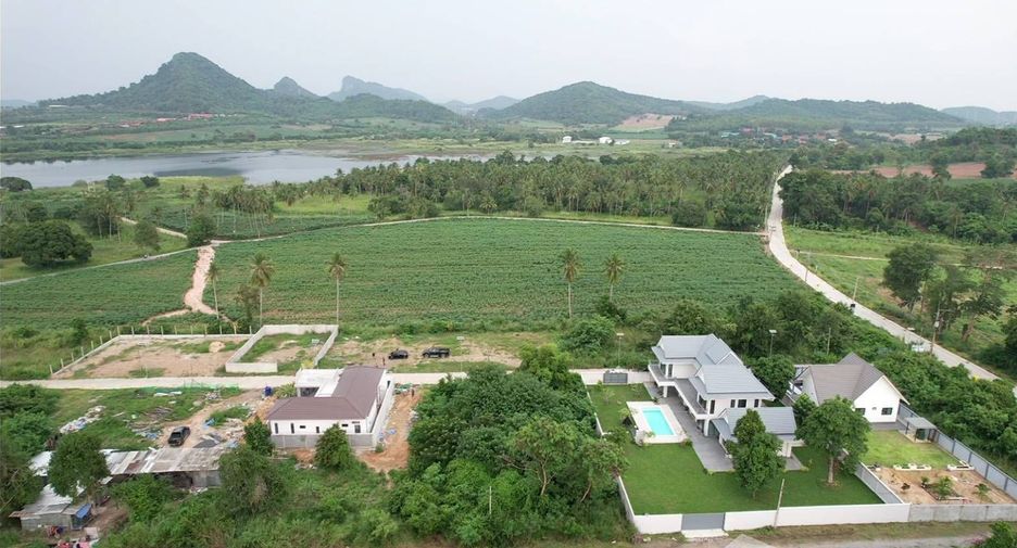 À vendre 3 chambres villa à Sattahip, Chonburi