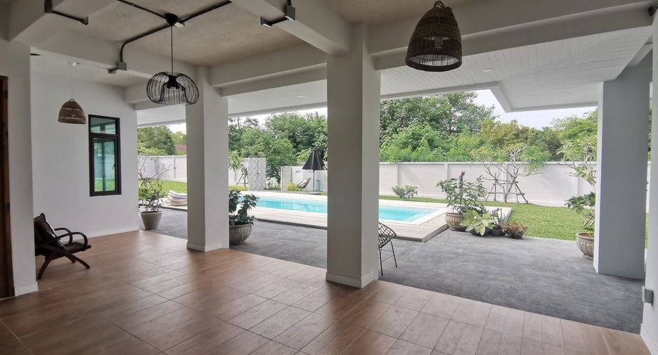 Villa en venta de 3 habitaciones en Sattahip, Chonburi