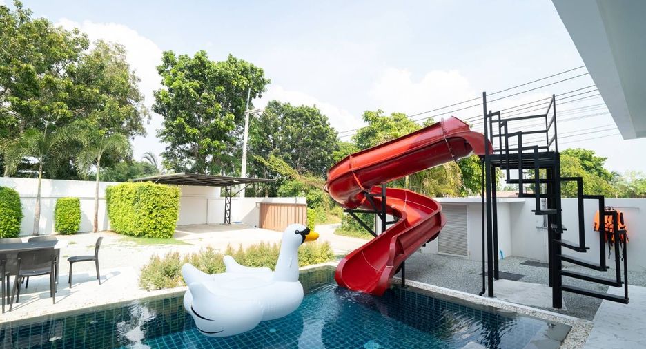 For sale and for rent 6 bedrooms villa in Bang Lamung, Chonburi