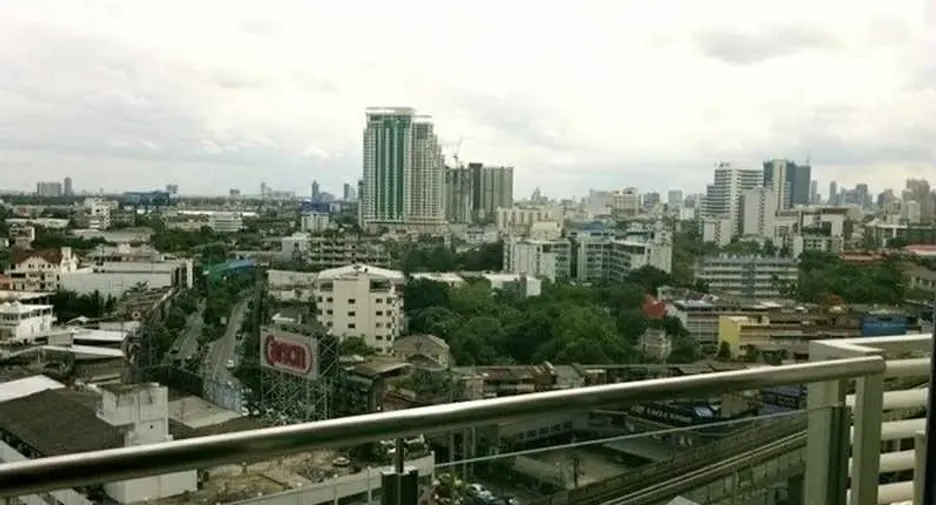 For sale and for rent studio condo in Khlong Toei, Bangkok