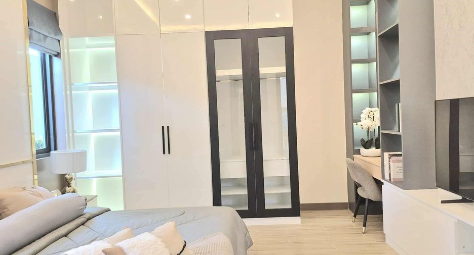 For sale 4 bedrooms villa in Bang Lamung, Chonburi