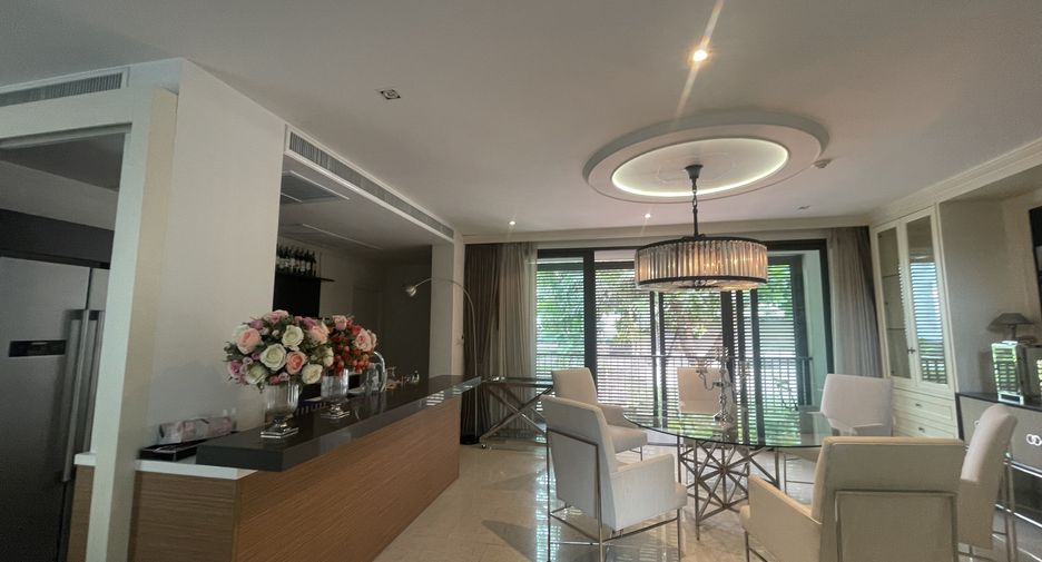 Condo en venta y en alquiler de 3 habitaciones en Yan Nawa, Bangkok