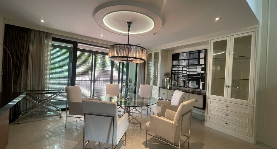 Condo en venta y en alquiler de 3 habitaciones en Yan Nawa, Bangkok