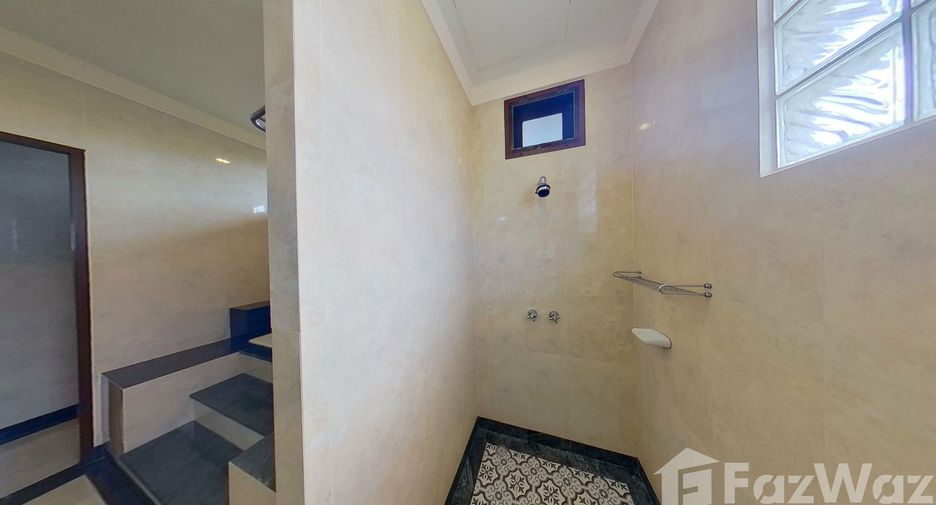 For rent 5 bedrooms villa in Thalang, Phuket