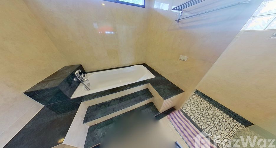 For rent 5 bedrooms villa in Thalang, Phuket