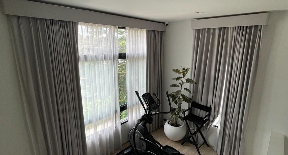 Casa adosada en venta de 3 habitaciones en Suan Luang, Bangkok