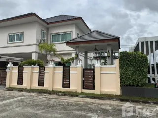 Villa zur Miete mit 4 Zimmer in Bang Lamung, Chonburi