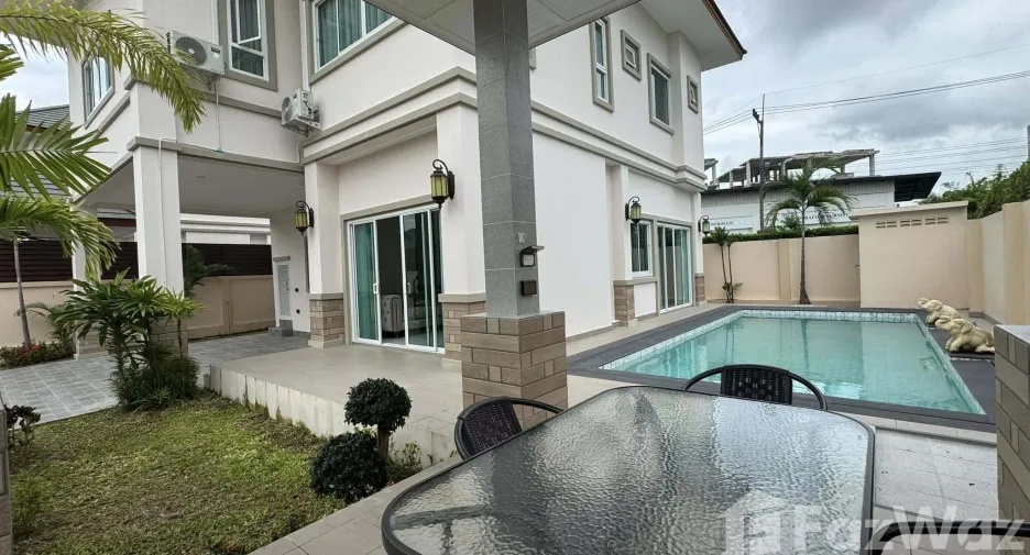 Villa zur Miete mit 4 Zimmer in Bang Lamung, Chonburi