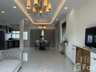 Villa zur Miete mit 4 Zimmer in Bang Lamung, Chonburi