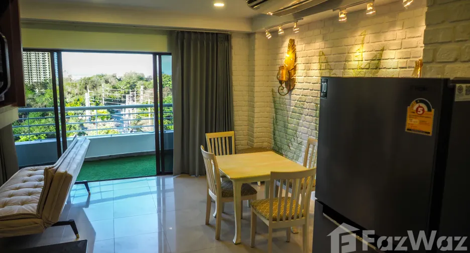 For sale 2 ベッドルーム condo in Bang Lamung, Chonburi