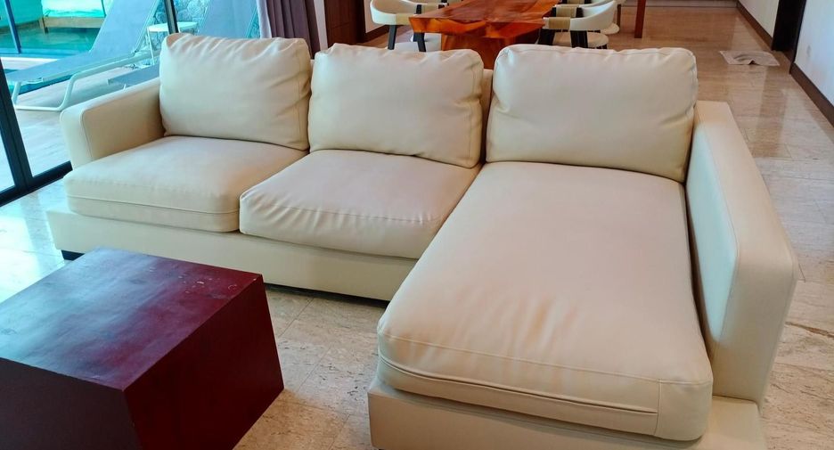 For rent 2 bedrooms villa in Mueang Phuket, Phuket
