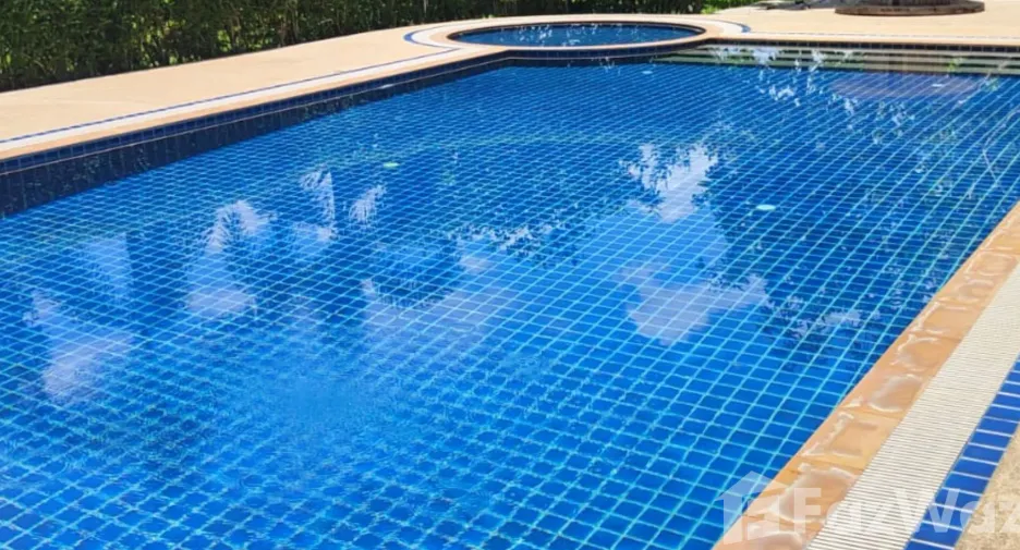 For sale 4 bedrooms villa in Mueang Chiang Rai, Chiang Rai