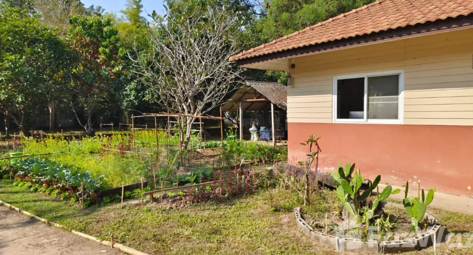 For sale 4 bedrooms villa in Mueang Chiang Rai, Chiang Rai