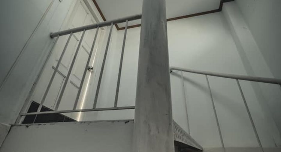 For sale 6 bedrooms house in Lak Si, Bangkok