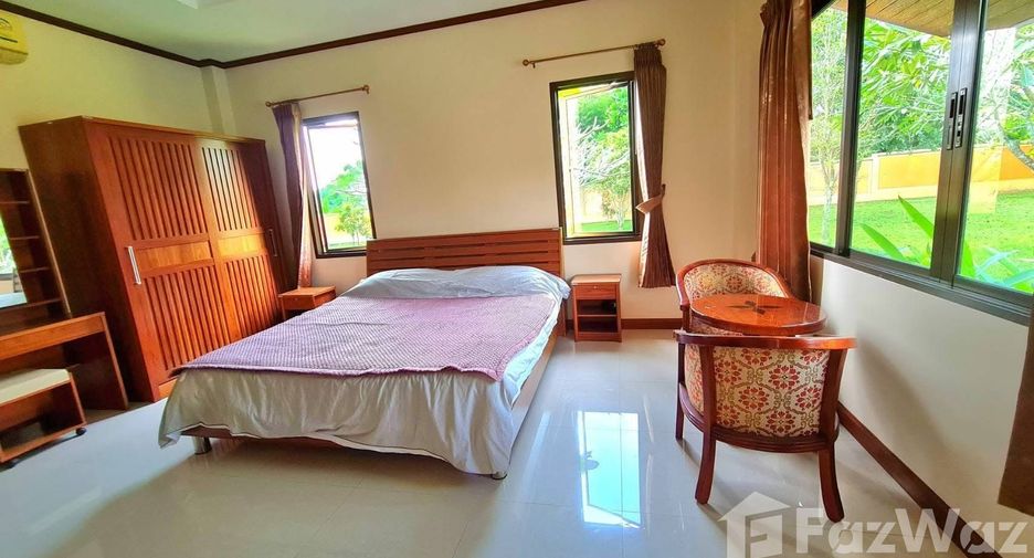 À vendre 6 chambres villa à Sattahip, Chonburi