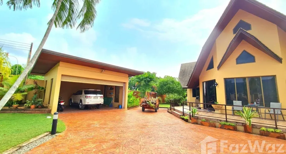 À vendre 6 chambres villa à Sattahip, Chonburi