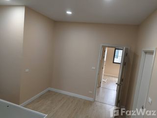 For sale 4 bedrooms townhouse in Si Racha, Chonburi