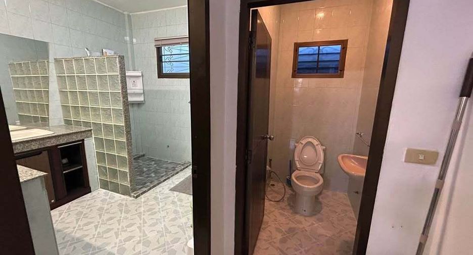 For rent 2 bedrooms house in Mueang Phuket, Phuket