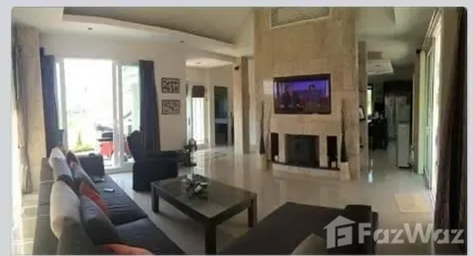 出售 5 卧室 别墅 在 Sattahip, Chon Buri