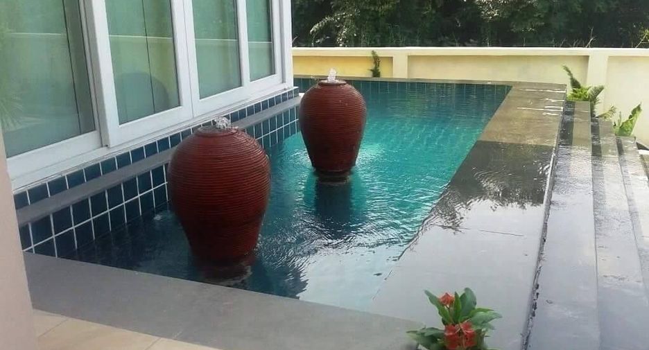 出售 5 卧室 别墅 在 Sattahip, Chon Buri