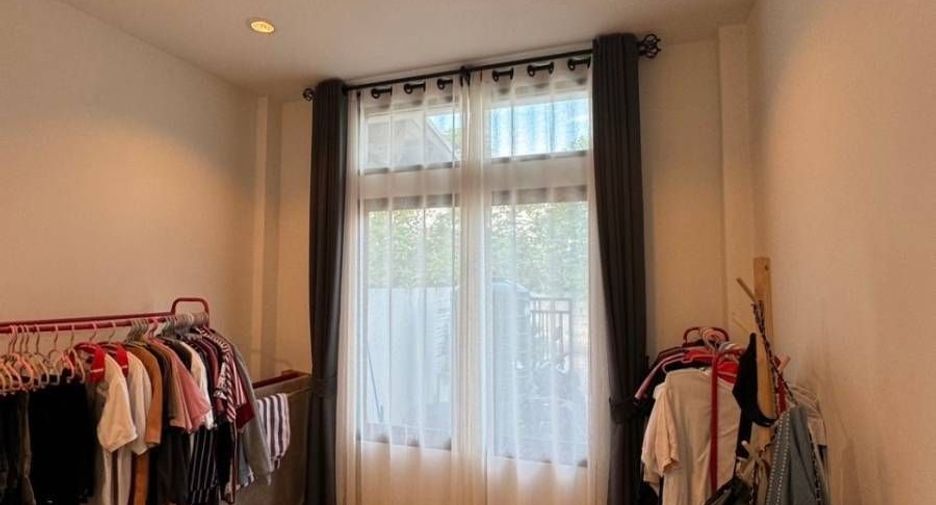 For sale 2 bedrooms townhouse in Thalang, Phuket